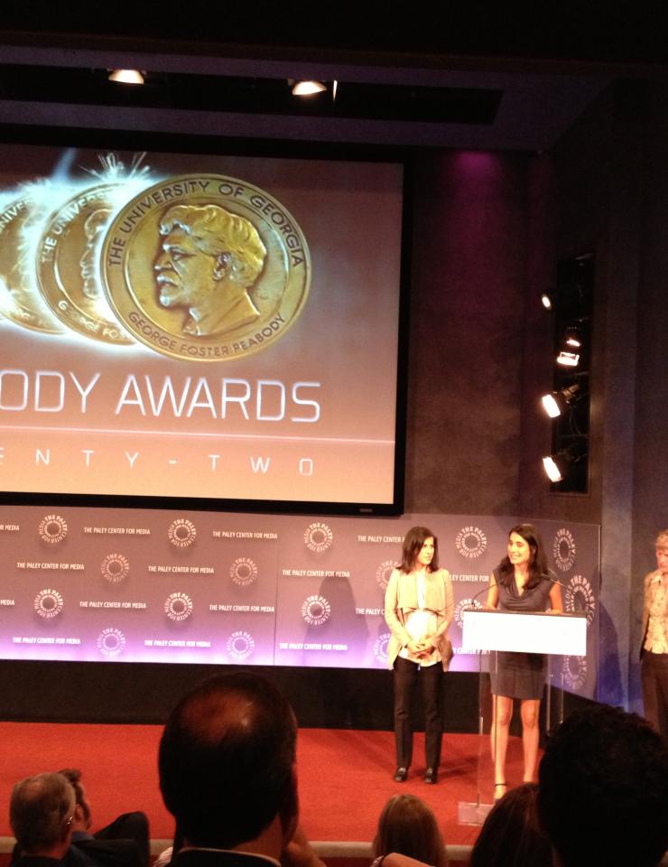 Julia Bacha accepts Peabody Award